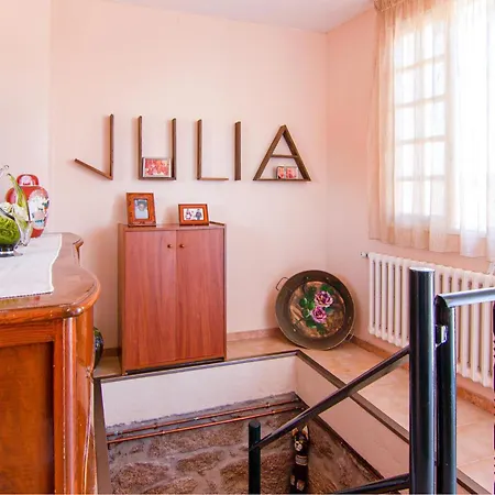 In A Peroxa With House A Panoramic View *