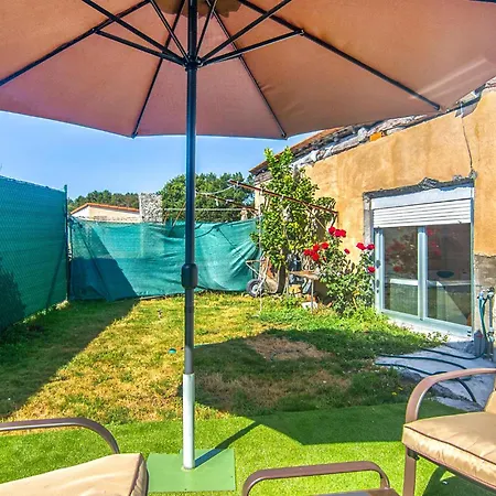 Stunning In A Peroxa With Wifi * La Peroja