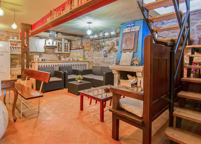 Stunning In A Peroxa With Wifi La Peroja